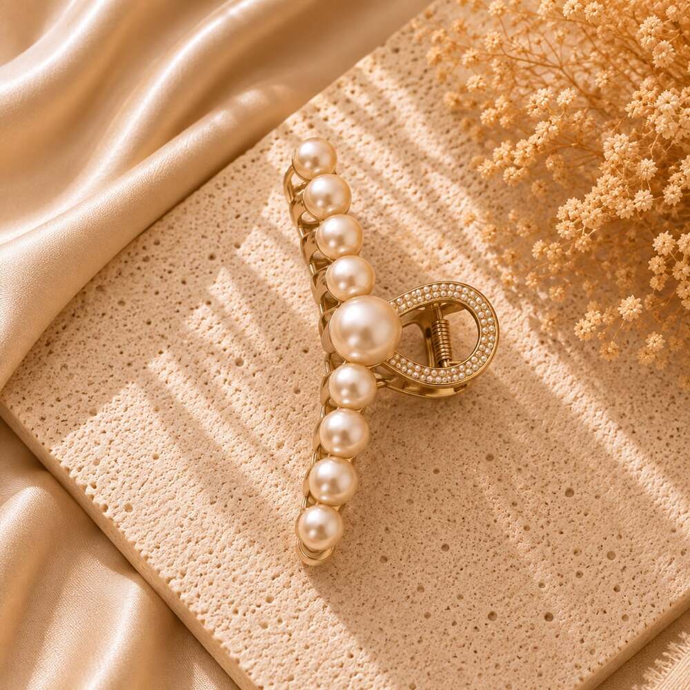 Old Money Luxe Pearl Gold Claw Clip Elegant Statement Hair Accessory